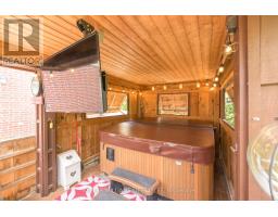 28 STONEFIELD LANE - 10