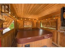 28 STONEFIELD LANE - 11