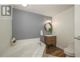 28 STONEFIELD LANE - 27