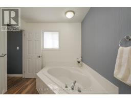28 STONEFIELD LANE - 28