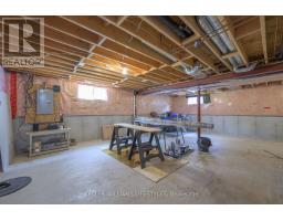28 STONEFIELD LANE - 39