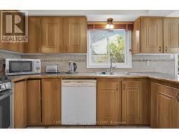66 NANETTE DRIVE N - 15