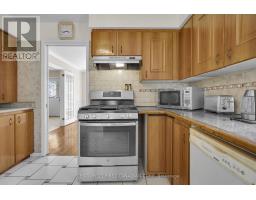 66 NANETTE DRIVE N - 17