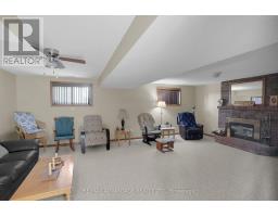 463 BARKER STREET - 19