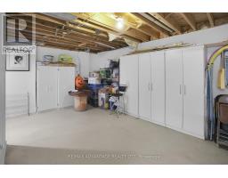 463 BARKER STREET - 23