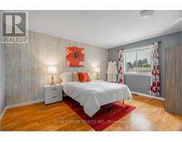 674 LIONS PARK DRIVE - 26