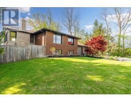 674 LIONS PARK DRIVE - 4