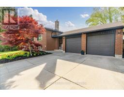 674 LIONS PARK DRIVE - 5