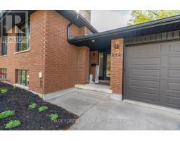 674 LIONS PARK DRIVE - 6