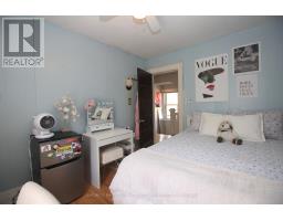 1051 RICHMOND STREET - 21