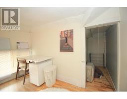 1051 RICHMOND STREET - 37