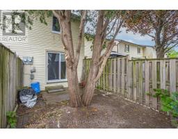 32 - 1919 TRAFALGAR STREET - 28