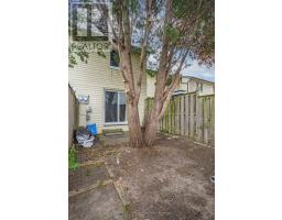 32 - 1919 TRAFALGAR STREET - 29
