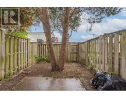 32 - 1919 TRAFALGAR STREET - 30