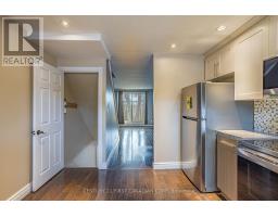 32 - 1919 TRAFALGAR STREET - 9