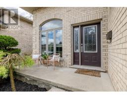 60 BRIDLE PATH - 4
