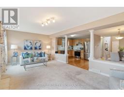 809 QUEENSBOROUGH CRESCENT - 10