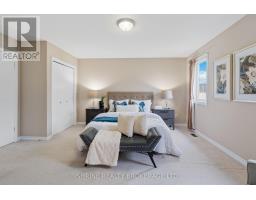 809 QUEENSBOROUGH CRESCENT - 21