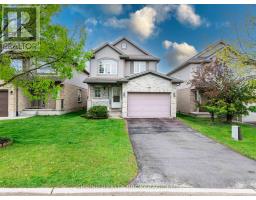 809 QUEENSBOROUGH CRESCENT - 3