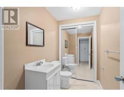 809 QUEENSBOROUGH CRESCENT - 36