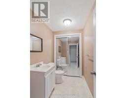 809 QUEENSBOROUGH CRESCENT - 38