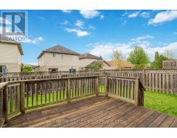 809 QUEENSBOROUGH CRESCENT - 40