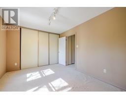 19 - 1415 COMMISSIONERS ROAD W - 21