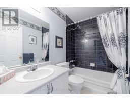 19 - 1415 COMMISSIONERS ROAD W - 23
