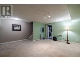 19 - 1415 COMMISSIONERS ROAD W - 25