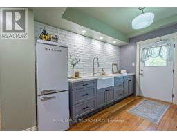3 - 49 RIDOUT STREET S - 19