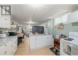 144 LISGAR AVENUE - 21