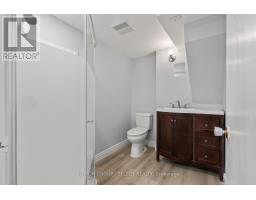 74 ARCHER CRESCENT - 40