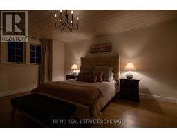 483 PETERSEN AVENUE - 33