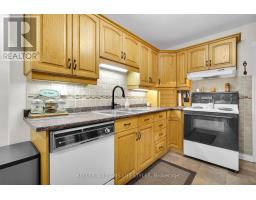 568 SHERENE TERRACE - 16