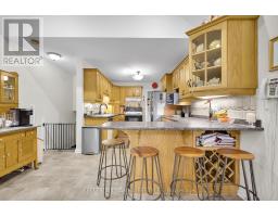 568 SHERENE TERRACE - 18