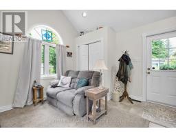 568 SHERENE TERRACE - 20