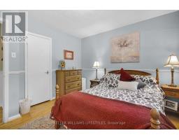 568 SHERENE TERRACE - 24