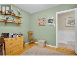 568 SHERENE TERRACE - 26