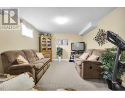 3202 EMILYCARR LANE - 35