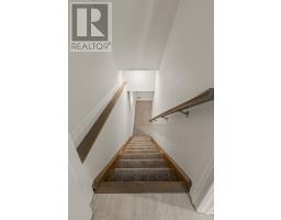 3 - 1061 EAGLETRACE DRIVE - 39