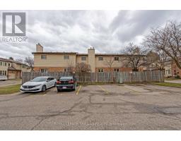 28 - 308 CONWAY DRIVE - 40