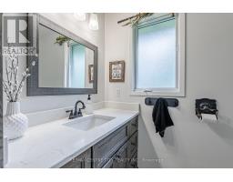 18 FATH AVENUE - 25
