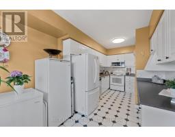 1106 - 744 WONDERLAND ROAD S - 11