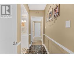 1106 - 744 WONDERLAND ROAD S - 15