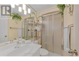1106 - 744 WONDERLAND ROAD S - 19