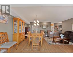 1106 - 744 WONDERLAND ROAD S - 9