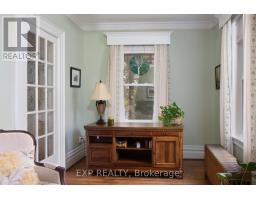 275 HARRIS STREET - 6