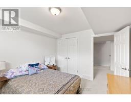 277 - 600 HYDE PARK ROAD - 24