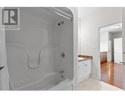 277 - 600 HYDE PARK ROAD - 26