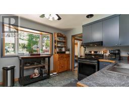 910 OXFORD STREET W - 14